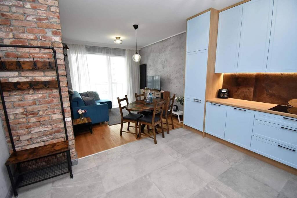 Apartament Blue Bastion Walowa 23C Z Klimatyzacja I Miejscem Parkingowym W Podziemnym Parkingu Gdańsk Kültér fotó
